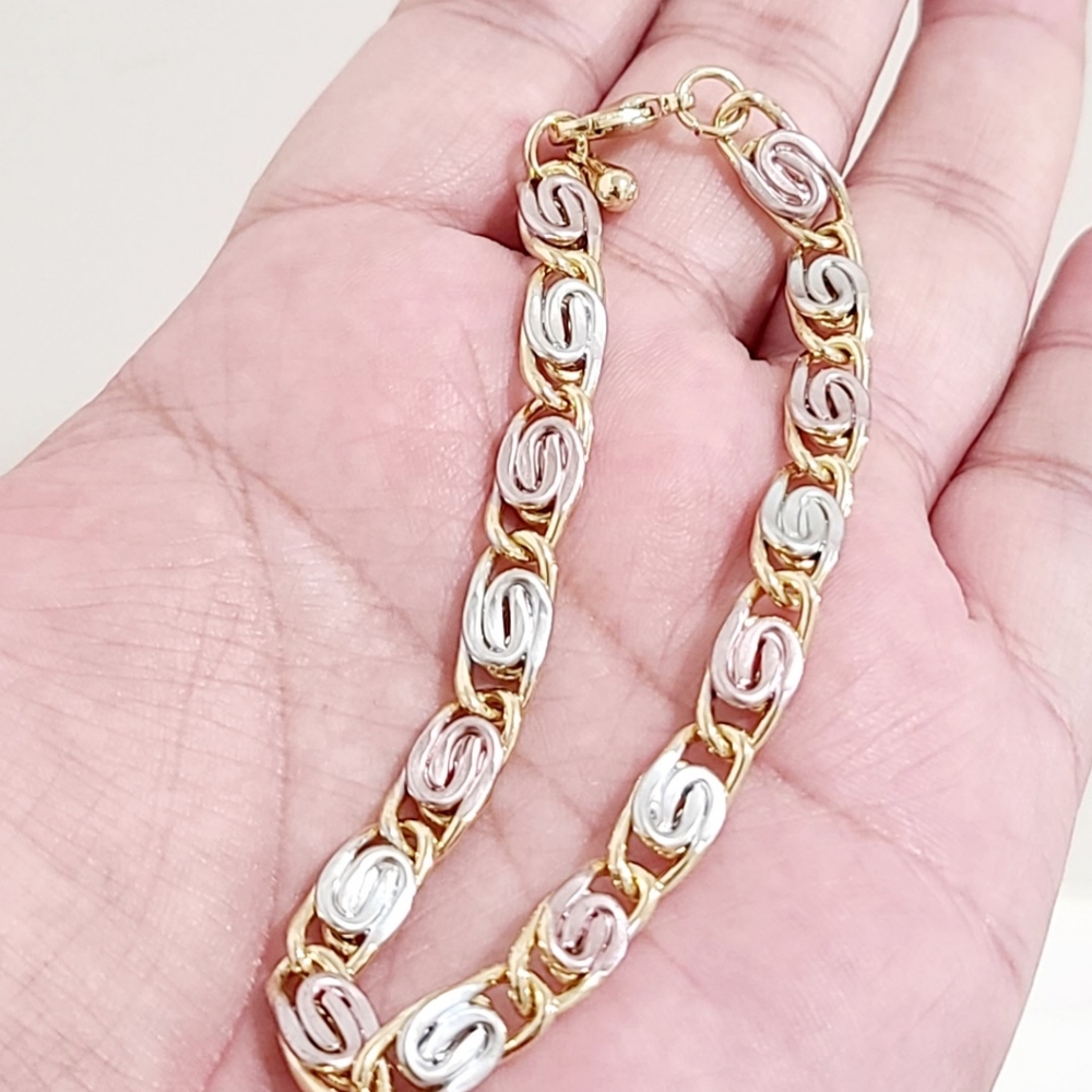 18k Gold Plated Bracelet New